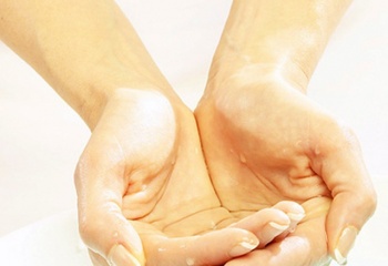 Как сделать кожу рук мягкой