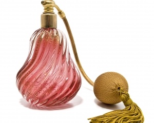 Легенды парфюмерии: ароматный шлейф длиной в десятилетия