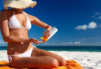 Солнцезащитные крема: лучшие продукты 2011 года
