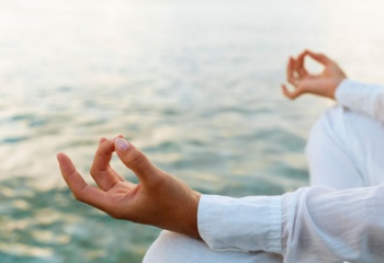 Польза и вред медитации