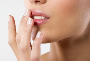 Проблемы и болезни губ: советы и средства лечения