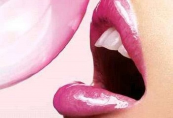 Увлажнение для губ: витамины, уход и домашняя косметика