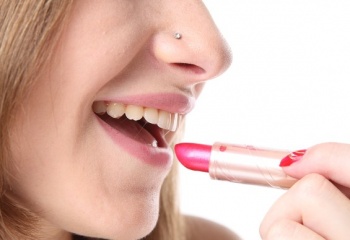 Как правильно накрасить губы
