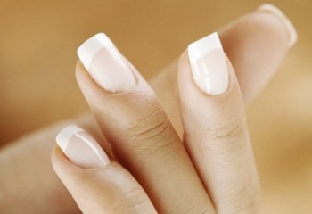 Как сделать ногти белыми