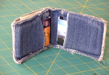 Как сделать бумажник из старой куртки
