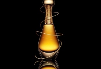 Цвета солнца: лучшие парфюмы в золотых флаконах
