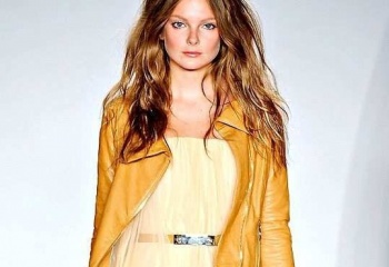 Кожаные пиджаки: модные веяния 2012