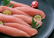  Курицу для шашлыка нужно предварительно замариновать 